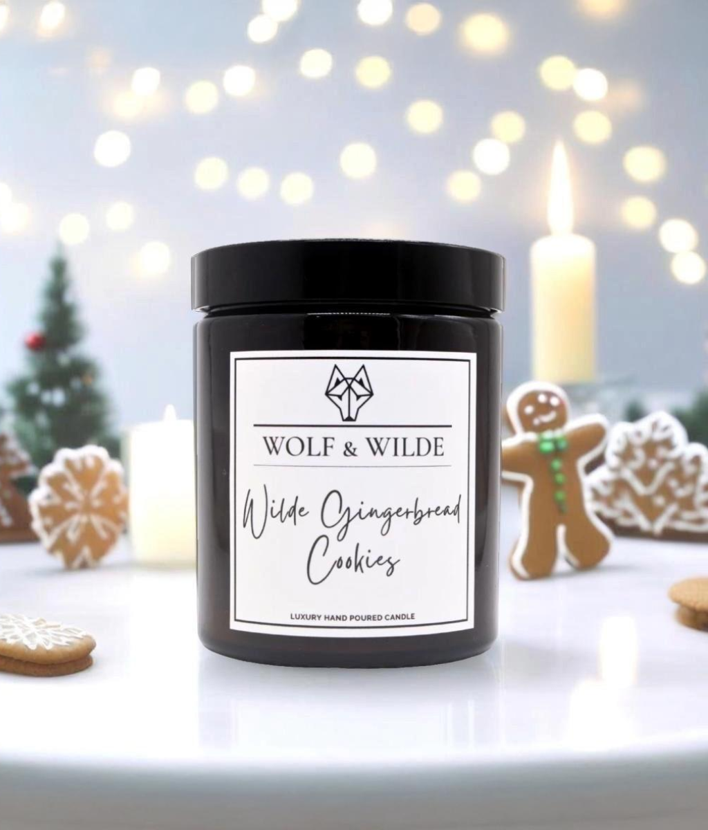 Wolf & Wilde Luxury Handmade Aromatherapy Candle, Gingerbread Cookies