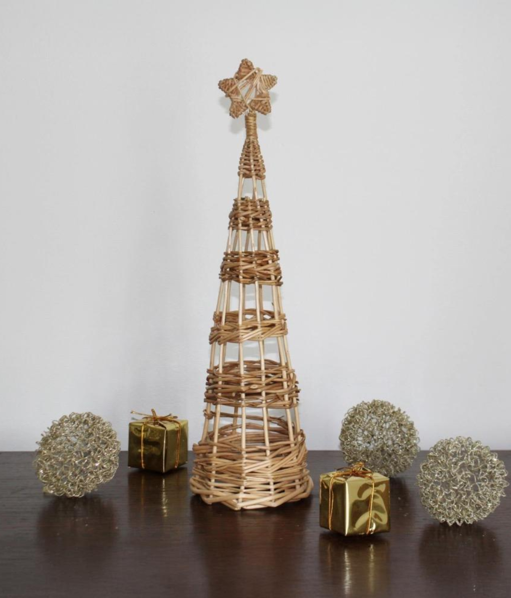 Rustic Woven Rattan Christmas Tree Ornament