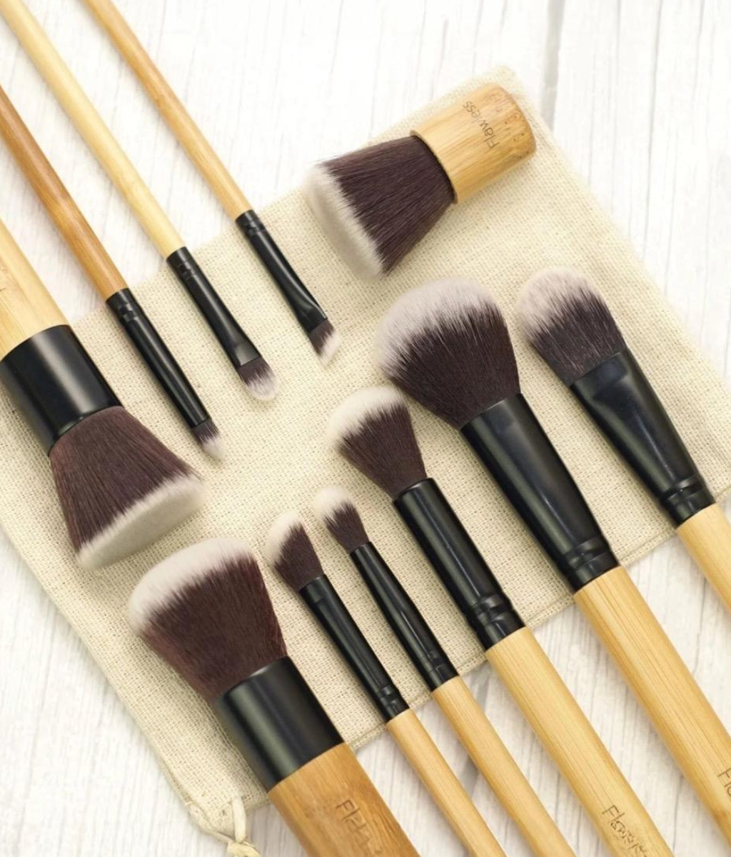 The Sustainable 11-Piece Makeup Brush Set-1