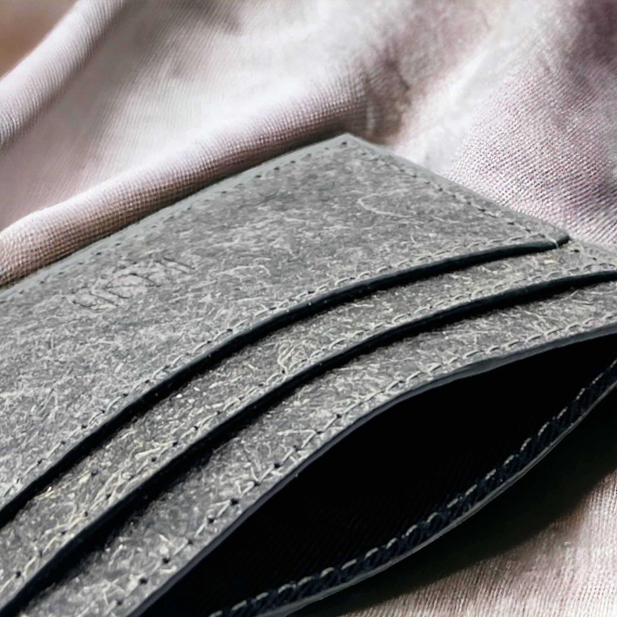 Kochi | Coconut Leather Card Holder - Dark Grey-2